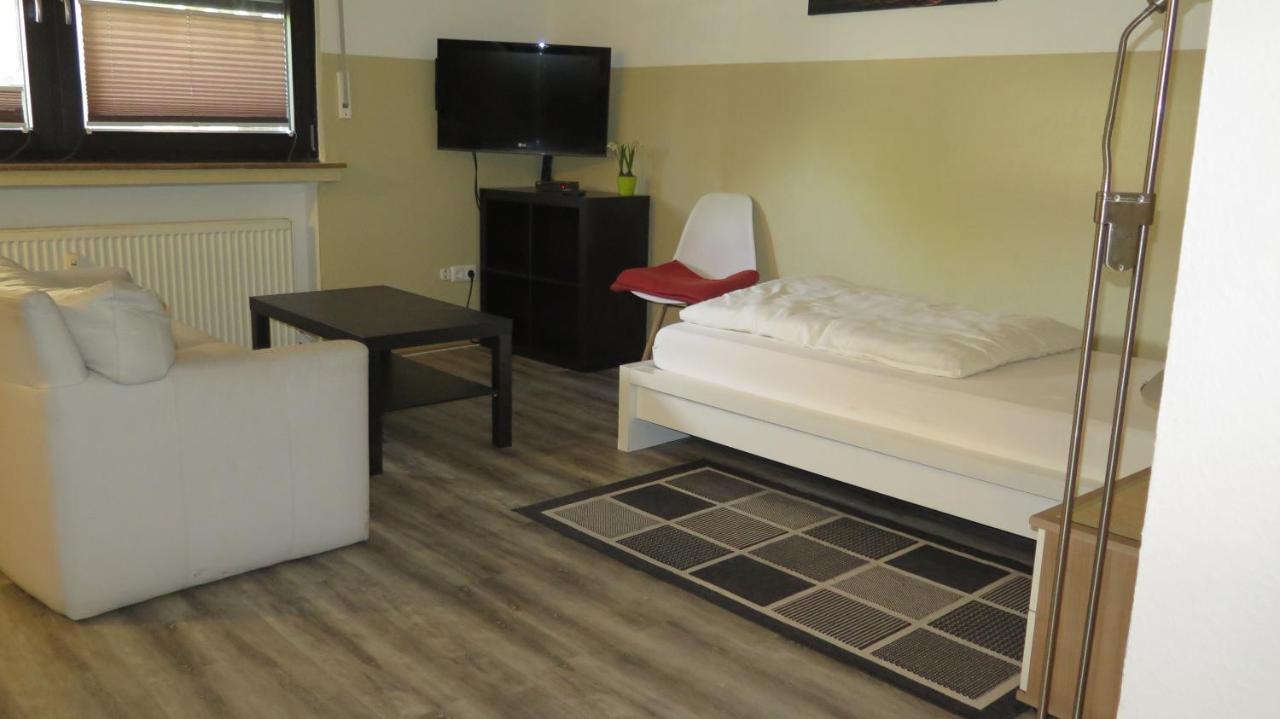Ferienwohnung Johnny's wohnen auf Zeit Duisburg Exterior foto